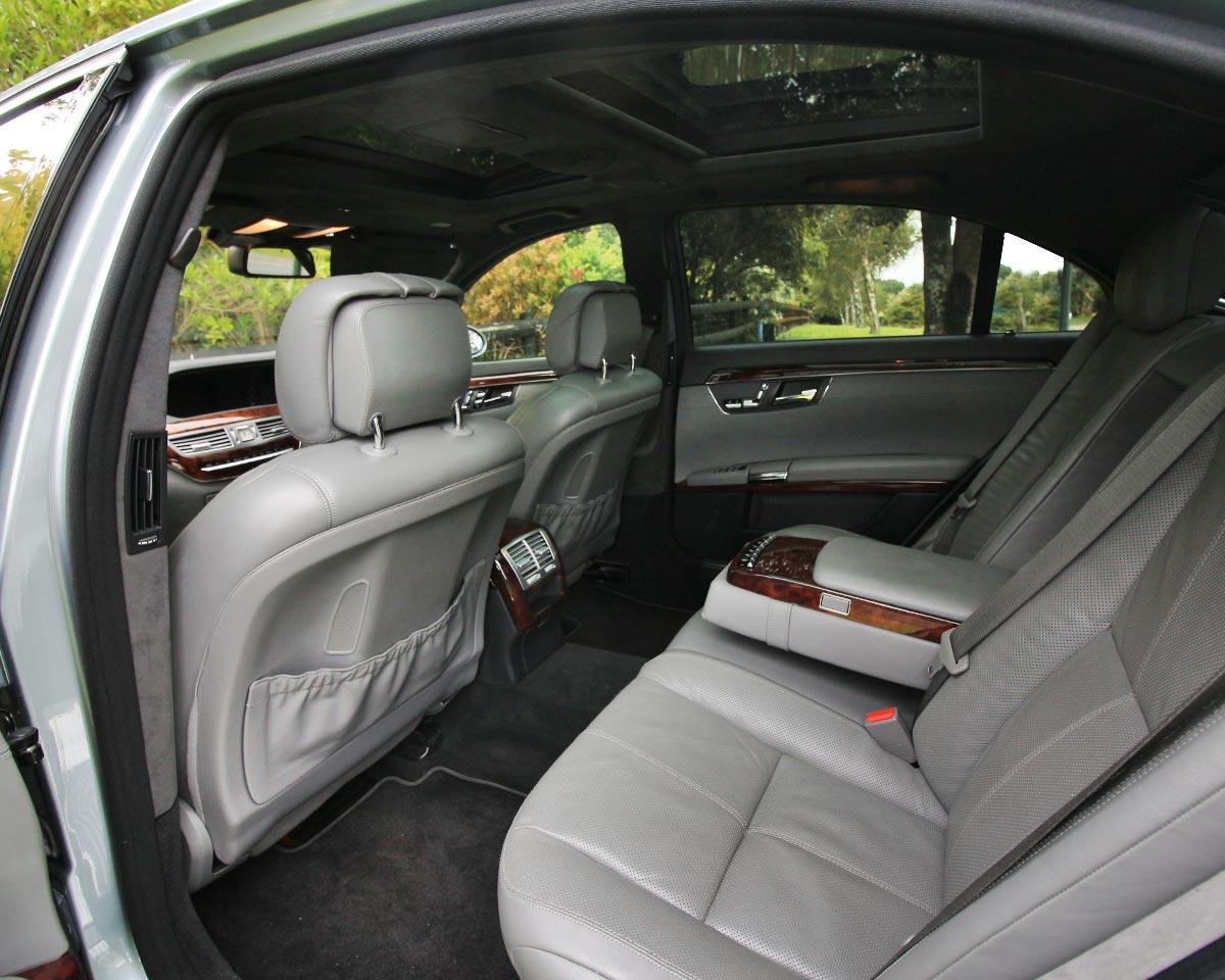 image of rear seats in mercedes S600 limo auckland